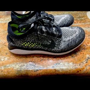 Nike Free RN Flyknit